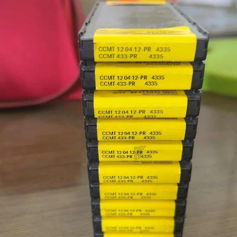 Hard alloy cutting blades CCMT120412-PR 4335
Hard alloy cutting blades CCMT120412-PR 4335