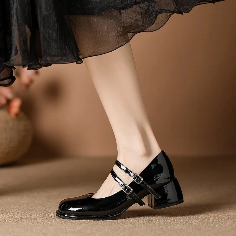 Mary Jane Women's Shoes Chunky Heel 2024 New Model Low Cut High Heels Fairy Style Single Shoes Large Size Wide Foot Women's S...
Mary Jane Women's Shoes Chunky Heel 2024 New Model Low Cut High Heels Fairy Style Single Shoes Large Size Wide Foot Women's S...