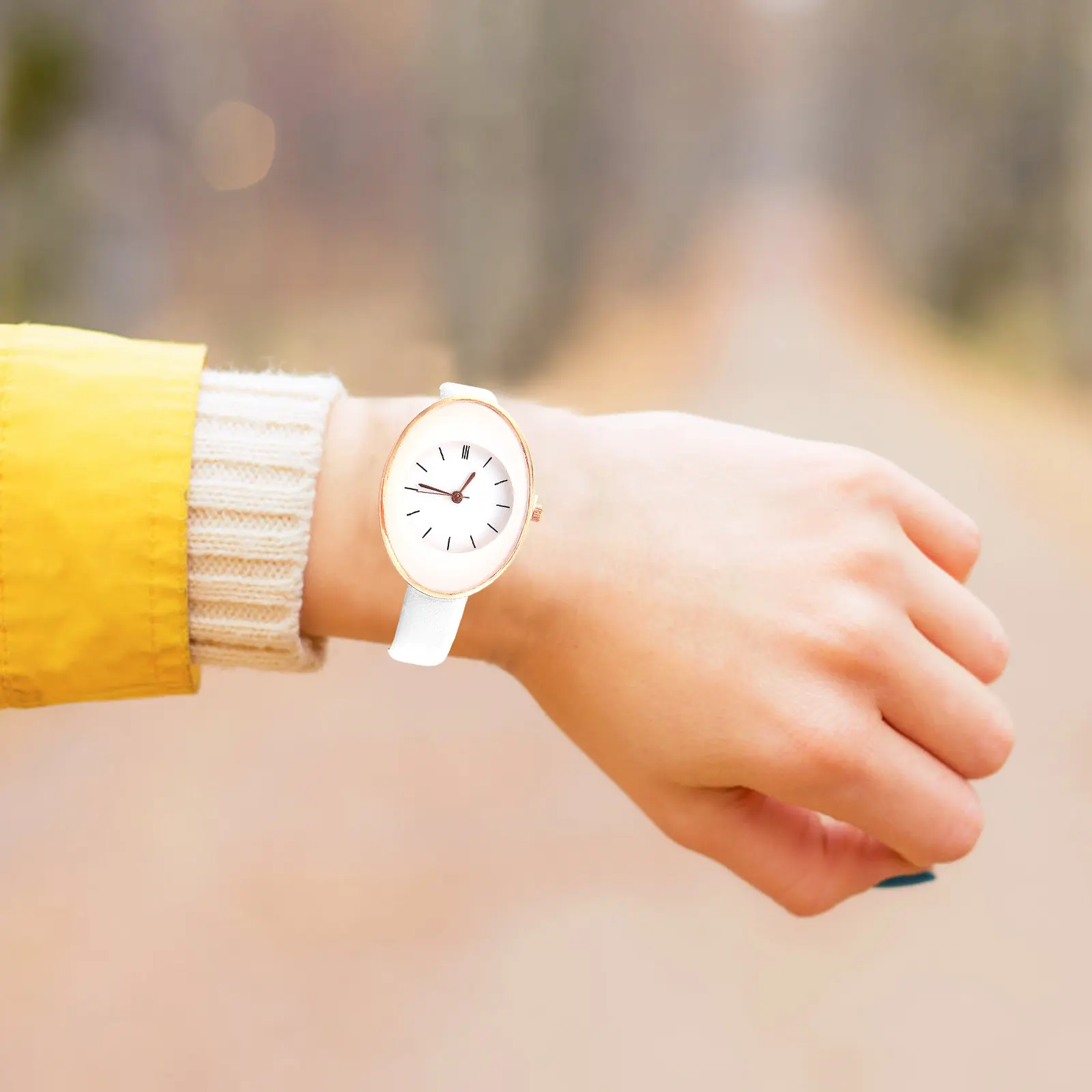 Quartz Watch Casual Women Fashion Durable Breathable Strap Ladies Stylish Wrist Watch Elegant Design Ladies Watches
Quartz Watch Casual Women Fashion Durable Breathable Strap Ladies Stylish Wrist Watch Elegant Design Ladies Watches