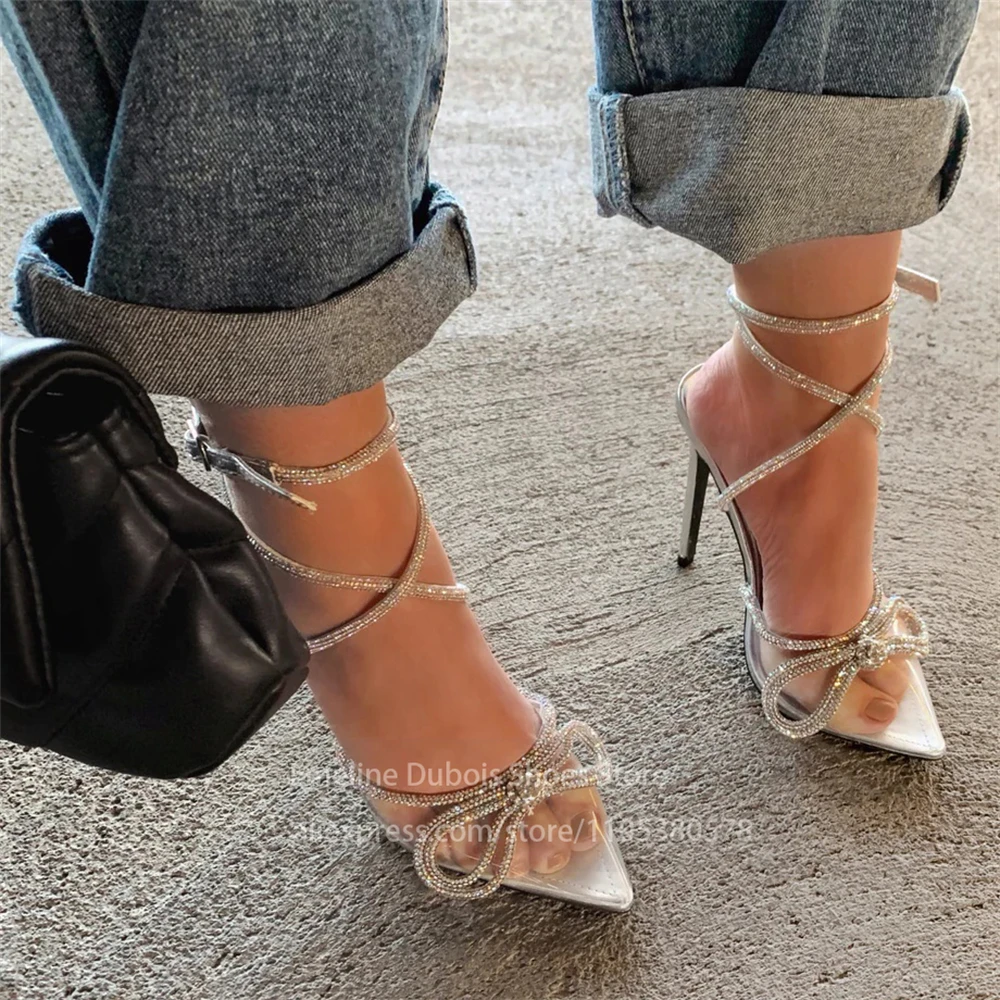 Satin Rhinestone Bow Clear Pvc Pointed Toe Stiletto Sandals Ankle Strap High Heels Elegant Wedding Party Women Dress Shoes 8cm
Satin Rhinestone Bow Clear Pvc Pointed Toe Stiletto Sandals Ankle Strap High Heels Elegant Wedding Party Women Dress Shoes 8cm