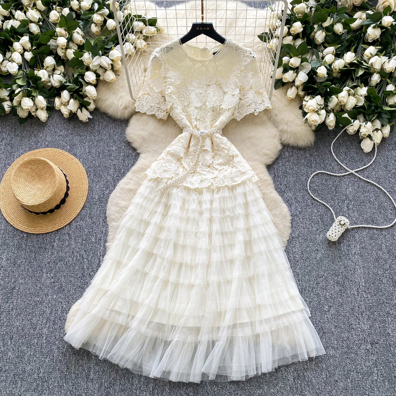French chic chain Spliced mesh print fairycore dress women's summer waist A-line ceremony dresses women clothing
French chic chain Spliced mesh print fairycore dress women's summer waist A-line ceremony dresses women clothing