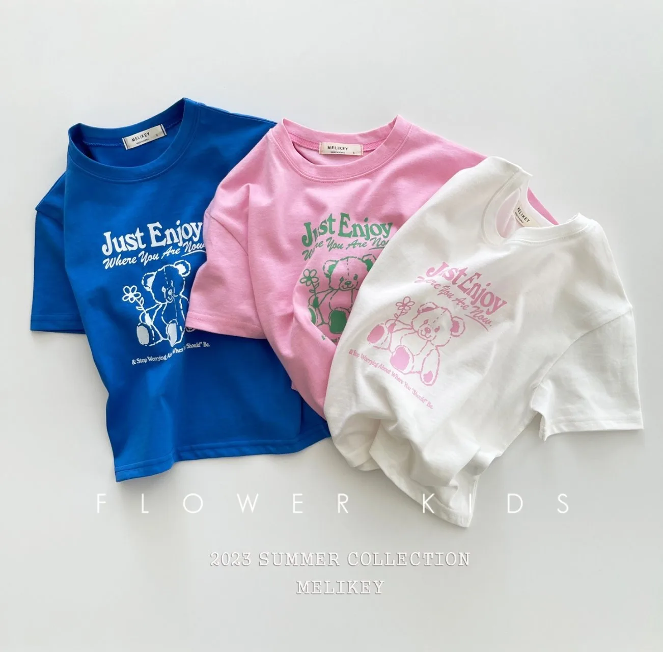 2025 Summer New Children Short Sleeve T Shirts Cotton Thin Boys Girls Cute Bear Print Casual Tee Kids Loose Versatile Clothes
2025 Summer New Children Short Sleeve T Shirts Cotton Thin Boys Girls Cute Bear Print Casual Tee Kids Loose Versatile Clothes