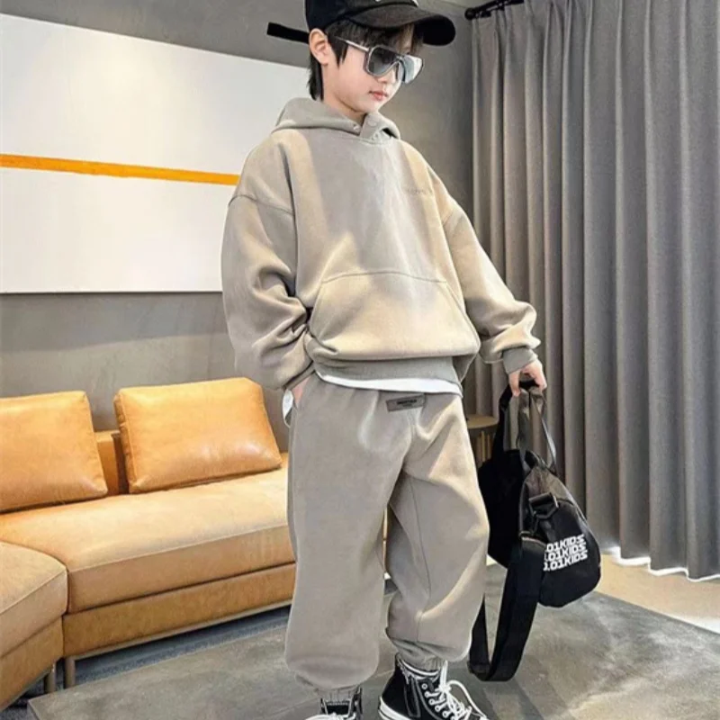 Boys Sweatshirts +Pants Kids Suits 3PCS/Set Cotton 2024 Khaki Spring Autumn Cotton Tracksuits Sport Christmas Gift Children Clot
Boys Sweatshirts +Pants Kids Suits 3PCS/Set Cotton 2024 Khaki Spring Autumn Cotton Tracksuits Sport Christmas Gift Children Clot