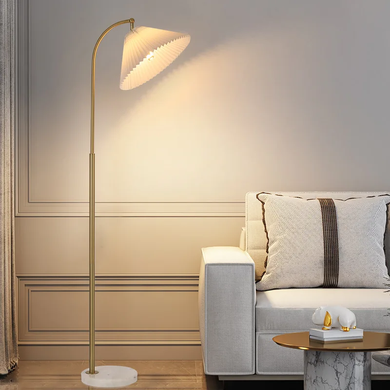 Retro Style Light Luxury Living Room Floor Lamps For Creative Study Bedroom Bedside Decoration Vertical Fabric Atmosphere Lamp
Retro Style Light Luxury Living Room Floor Lamps For Creative Study Bedroom Bedside Decoration Vertical Fabric Atmosphere Lamp