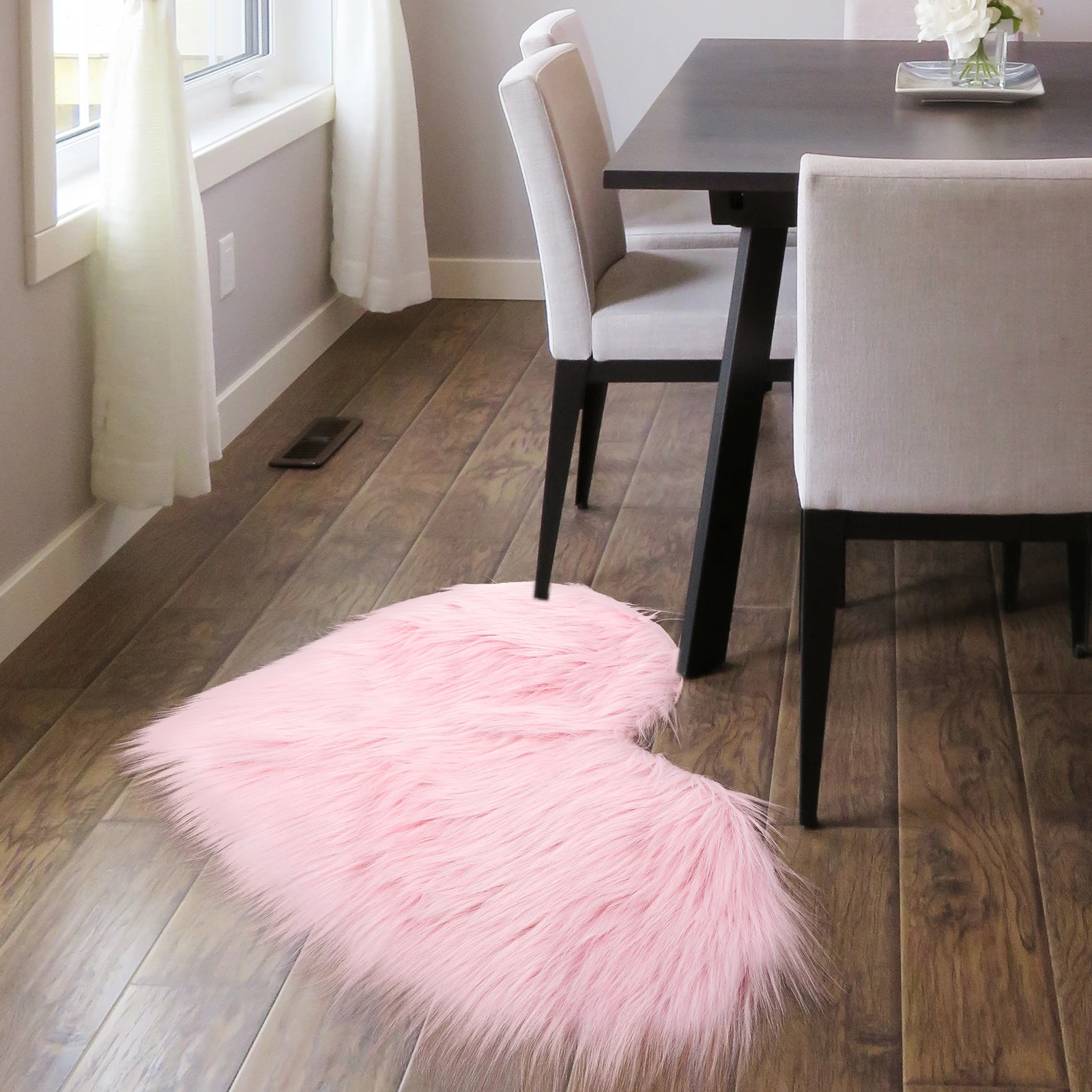 Heart Shaped Faux Rug Pink 40x50cm Decorative Floor Mat Anti Skid Living Room Carpet Soft Durability
Heart Shaped Faux Rug Pink 40x50cm Decorative Floor Mat Anti Skid Living Room Carpet Soft Durability