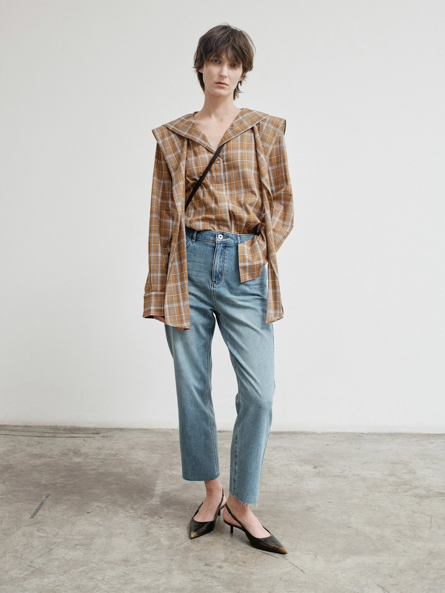 High Waist Nine-Tenths Straight Leg Jeans Women's Spring New Style Commute Style Acetate Cotton Washed Ladies Jeans
High Waist Nine-Tenths Straight Leg Jeans Women's Spring New Style Commute Style Acetate Cotton Washed Ladies Jeans