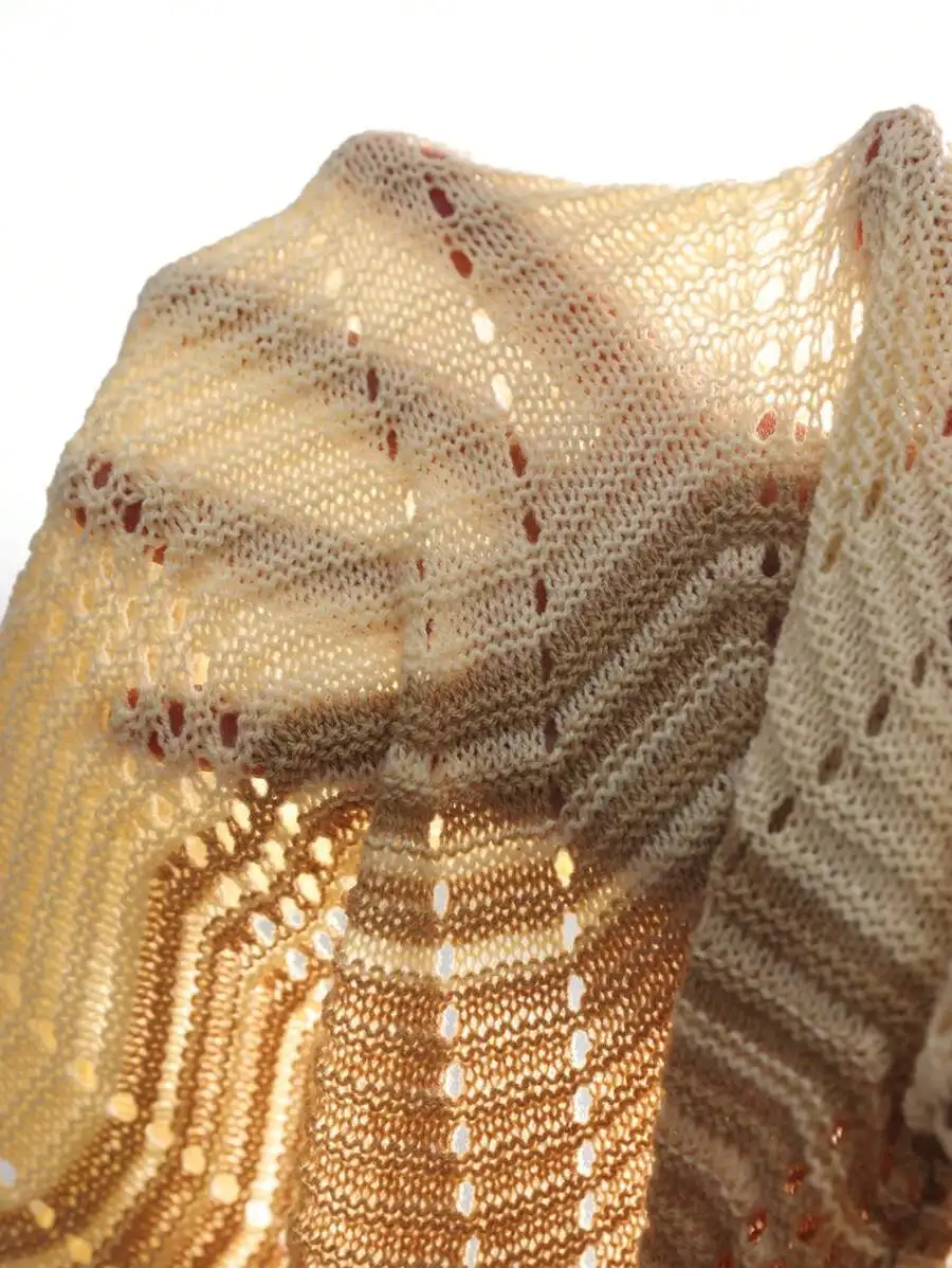 Women’s Knit Halter Maxi Dress With Color Contrast And Lace-Like Openwork Pattern
Women’s Knit Halter Maxi Dress With Color Contrast And Lace-Like Openwork Pattern