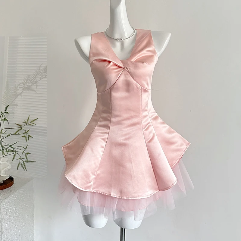 Puffly Satin Dress Women Fashion V-Neck Mesh Patchwork High Waist Party Short Dress Black Vest Dress Pink Black Mini Dress
Puffly Satin Dress Women Fashion V-Neck Mesh Patchwork High Waist Party Short Dress Black Vest Dress Pink Black Mini Dress