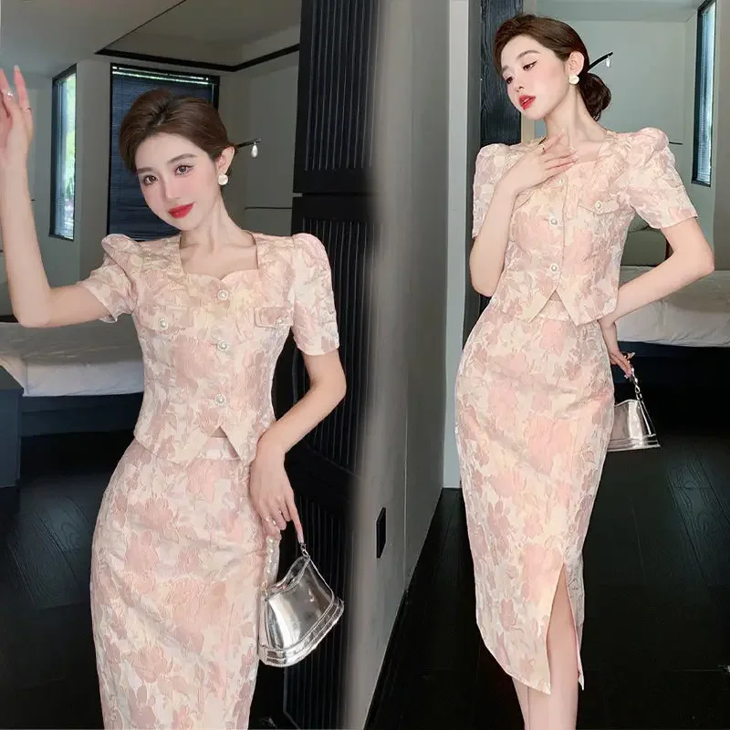 Summer New Chinese Style Satin 2 Piece Set Vintage Short Sleeve Top High Waist Hip-Wrapped Skirt Suit Women Luxury Clothing A530
Summer New Chinese Style Satin 2 Piece Set Vintage Short Sleeve Top High Waist Hip-Wrapped Skirt Suit Women Luxury Clothing A530