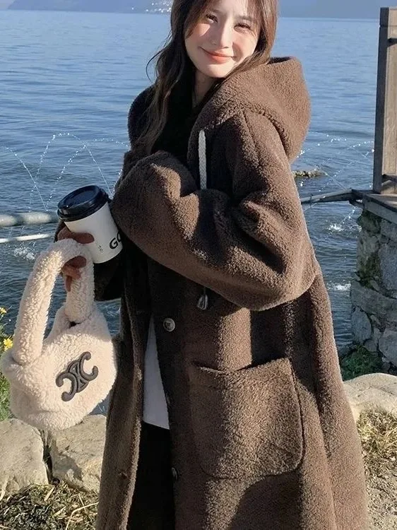 Autumn Winter plus Size Women's Coat Lamb Fur Leather Integrated Loose Slimming Hooded Jacket Casual Style Mid-Length Coat
Autumn Winter plus Size Women's Coat Lamb Fur Leather Integrated Loose Slimming Hooded Jacket Casual Style Mid-Length Coat