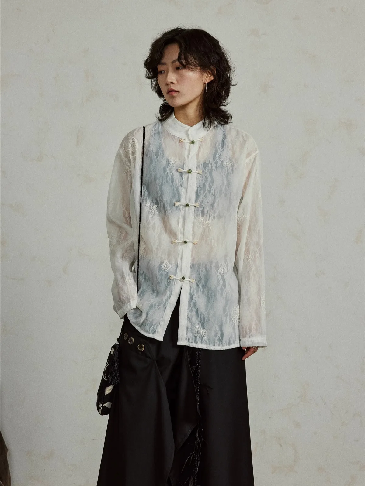 SUNYVONNE Chinese Style Long Sleeve Lace Shirt Lightweight Thin Embroidery Button up Design Original Design Loose Fit Shirt
SUNYVONNE Chinese Style Long Sleeve Lace Shirt Lightweight Thin Embroidery Button up Design Original Design Loose Fit Shirt