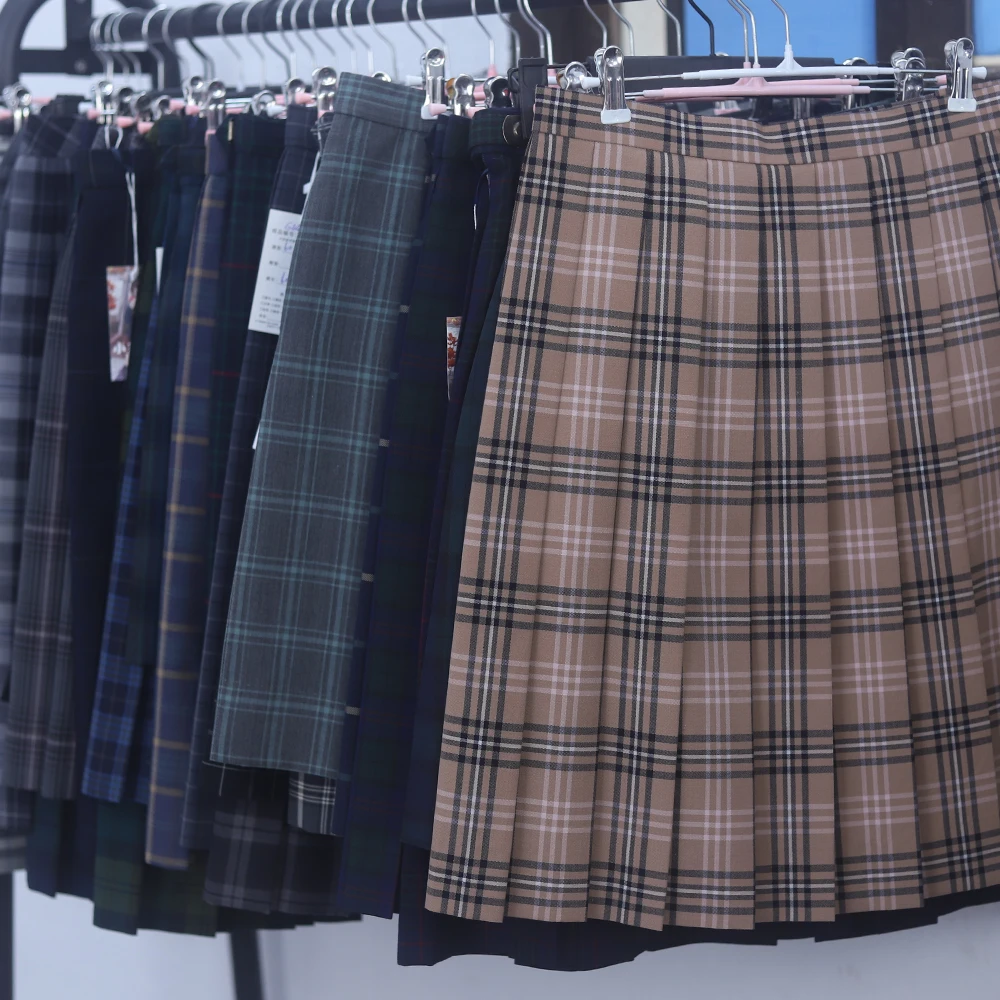 Japanese Style Plaid Skirt Student Uniform School Supply Box Pleat Short Skirt Girls JK Uniform Retro G44
Japanese Style Plaid Skirt Student Uniform School Supply Box Pleat Short Skirt Girls JK Uniform Retro G44