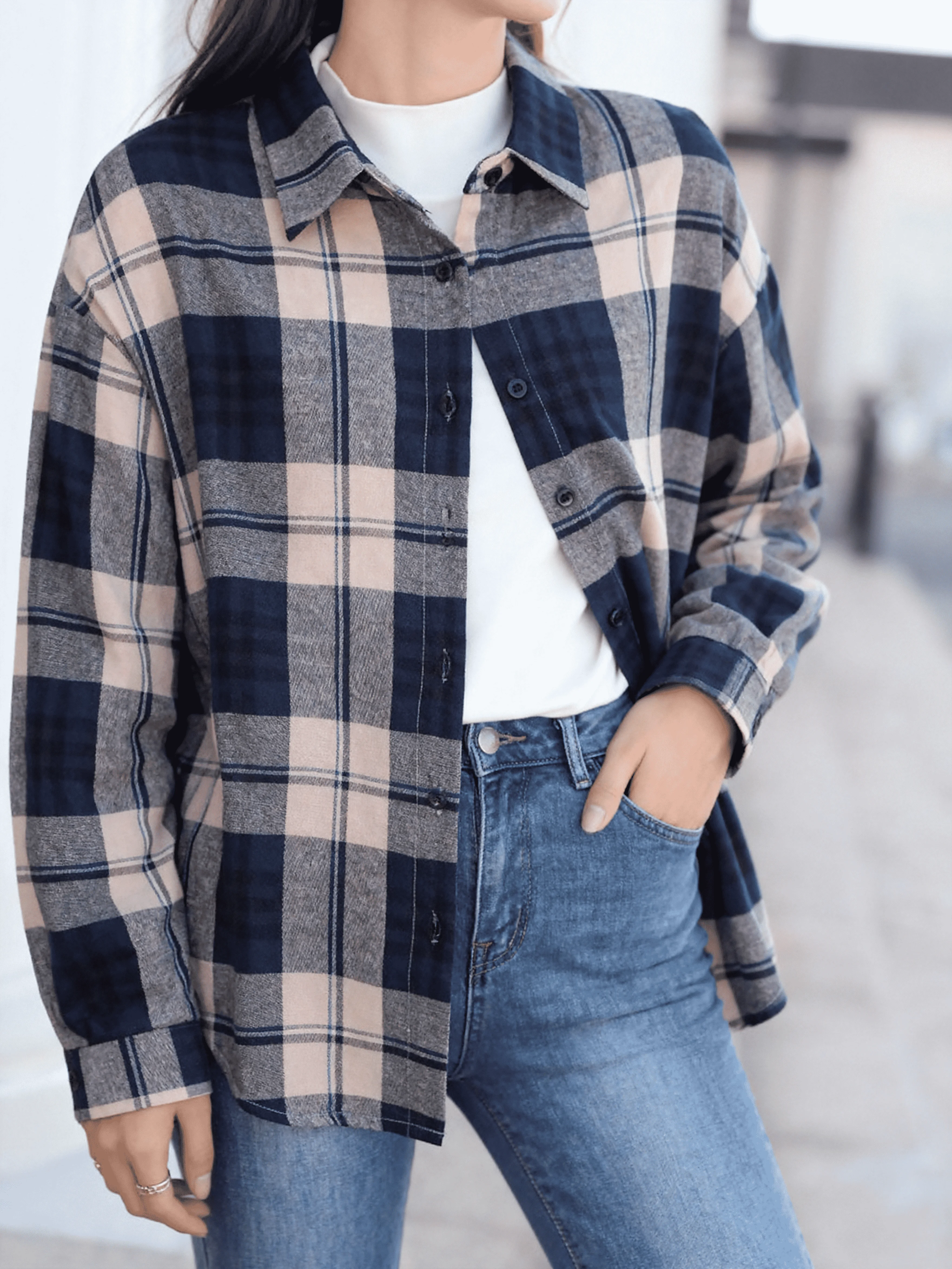 Loose Casual Shirt Anti-Wrinkle Versatile Casual Jacket Multi-Scenario Fashion Top Loose Fit Comfortable All-Match Outerwear
Loose Casual Shirt Anti-Wrinkle Versatile Casual Jacket Multi-Scenario Fashion Top Loose Fit Comfortable All-Match Outerwear