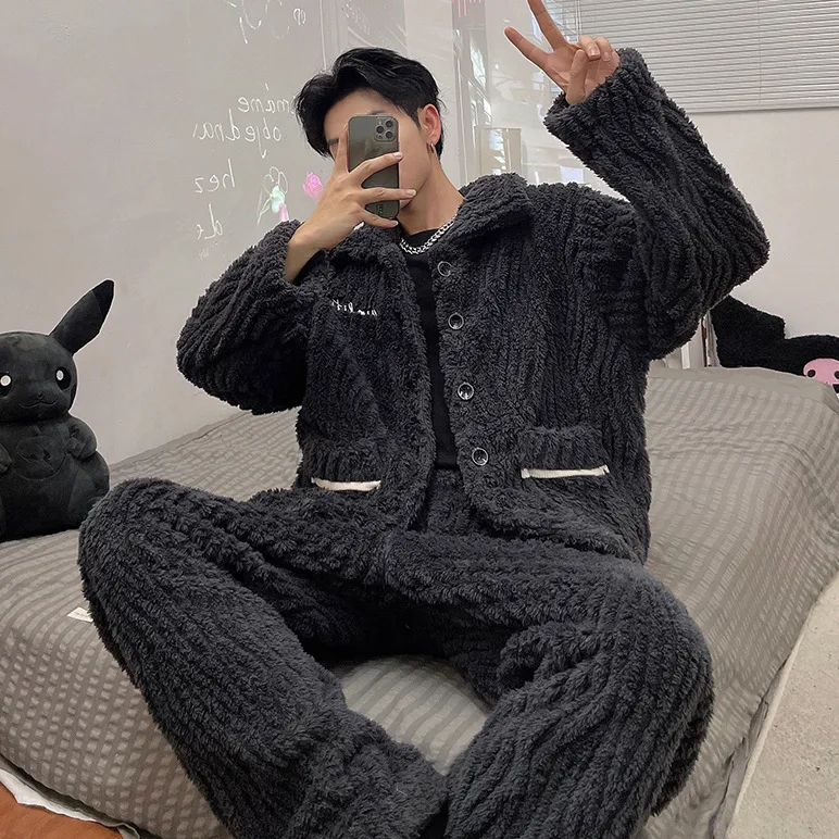 Men Autumn Winter Thick Home Wear Sleepwear Coral Fleece Lapel Warm Home Clothes Pajamas 2 Pcs Shirt&pants Thicken Nightwear
Men Autumn Winter Thick Home Wear Sleepwear Coral Fleece Lapel Warm Home Clothes Pajamas 2 Pcs Shirt&pants Thicken Nightwear
