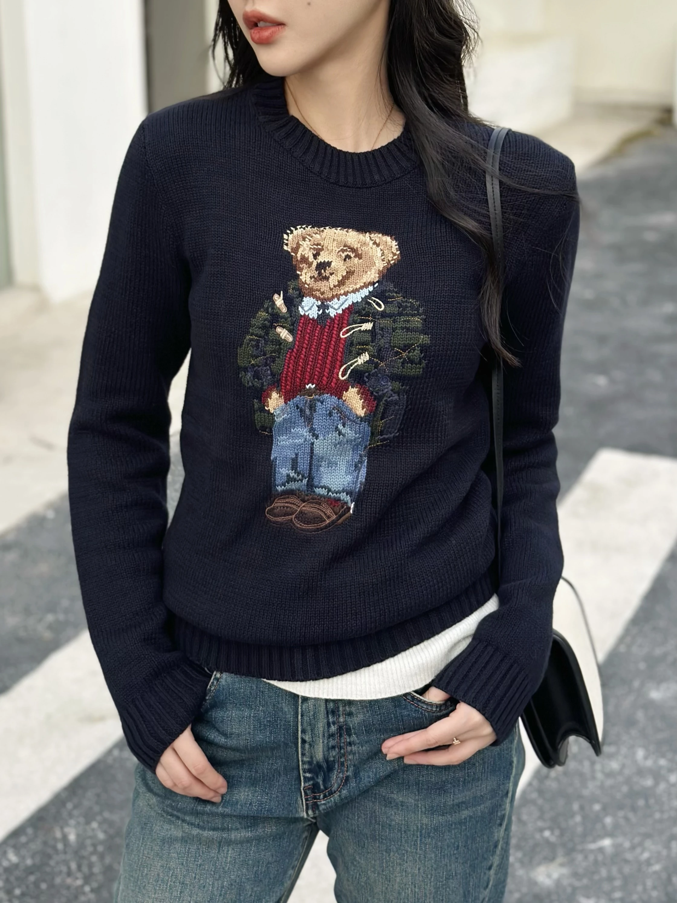 Classic American College Sle round Ne Embroidered Bear Design Knit Sweater Women's Faion Retro Slim Fit Long Sve Cot...
Classic American College Sle round Ne Embroidered Bear Design Knit Sweater Women's Faion Retro Slim Fit Long Sve Cot...