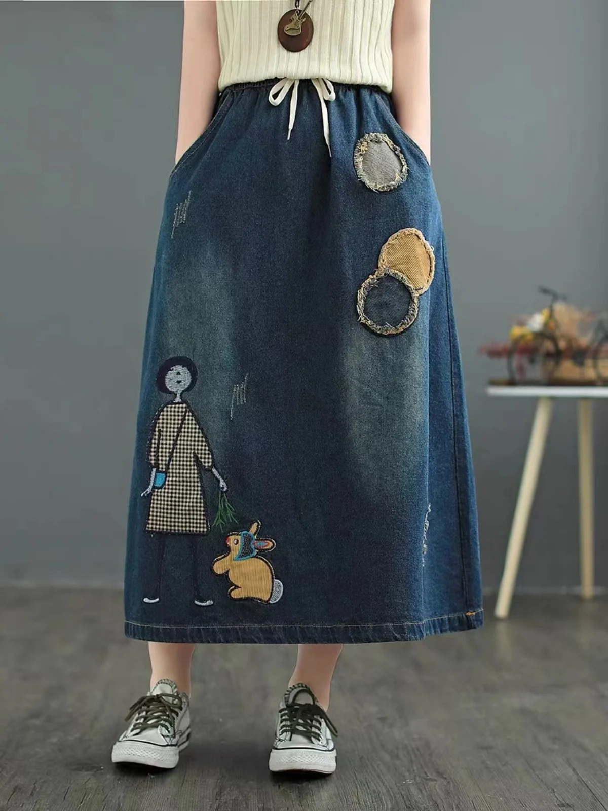 Authentic Cartoon Little Girl Embroidered Patchwork Denim f Skirt Elastic Waist Distred Midi Skirt Women's Faion
Authentic Cartoon Little Girl Embroidered Patchwork Denim f Skirt Elastic Waist Distred Midi Skirt Women's Faion