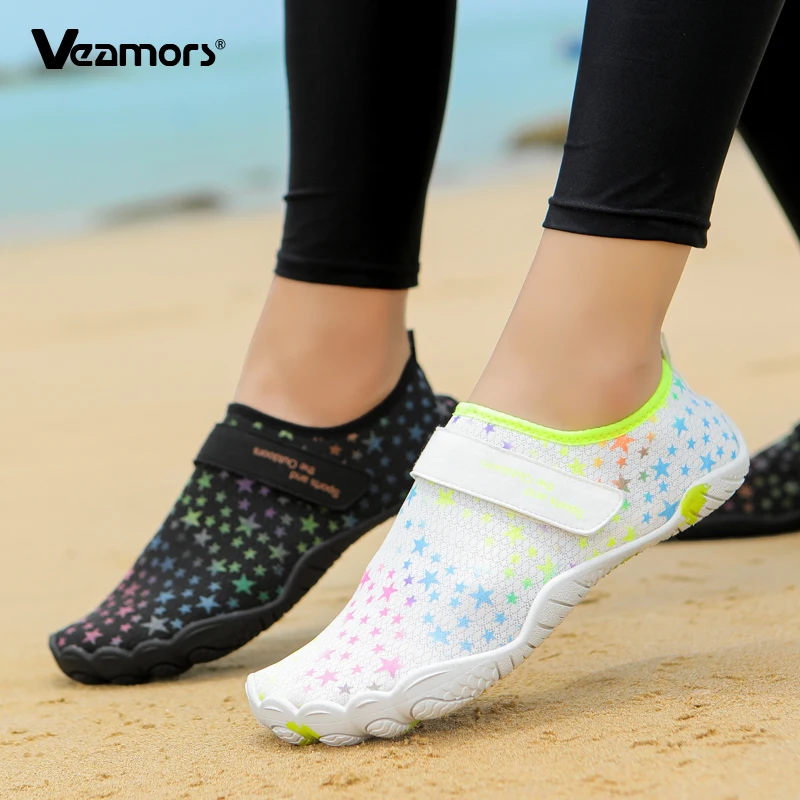 Босиком, пляжная обувь, мужская быстросохнущая обувь для водных видов спорта, женская легкая обувь для плавания, аква-обувь, уличные походные прогулочные кроссовки, противоскользящие
Босиком, пляжная обувь, мужская быстросохнущая обувь для водных видов спорта, женская легкая обувь для плавания, аква-обувь, уличные походные прогулочные кроссовки, противоскользящие