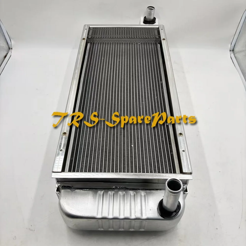 6666384 Radiator For Bobcat 653 S130 751 751F 753 753 773 Skid Steer
6666384 Radiator For Bobcat 653 S130 751 751F 753 753 773 Skid Steer