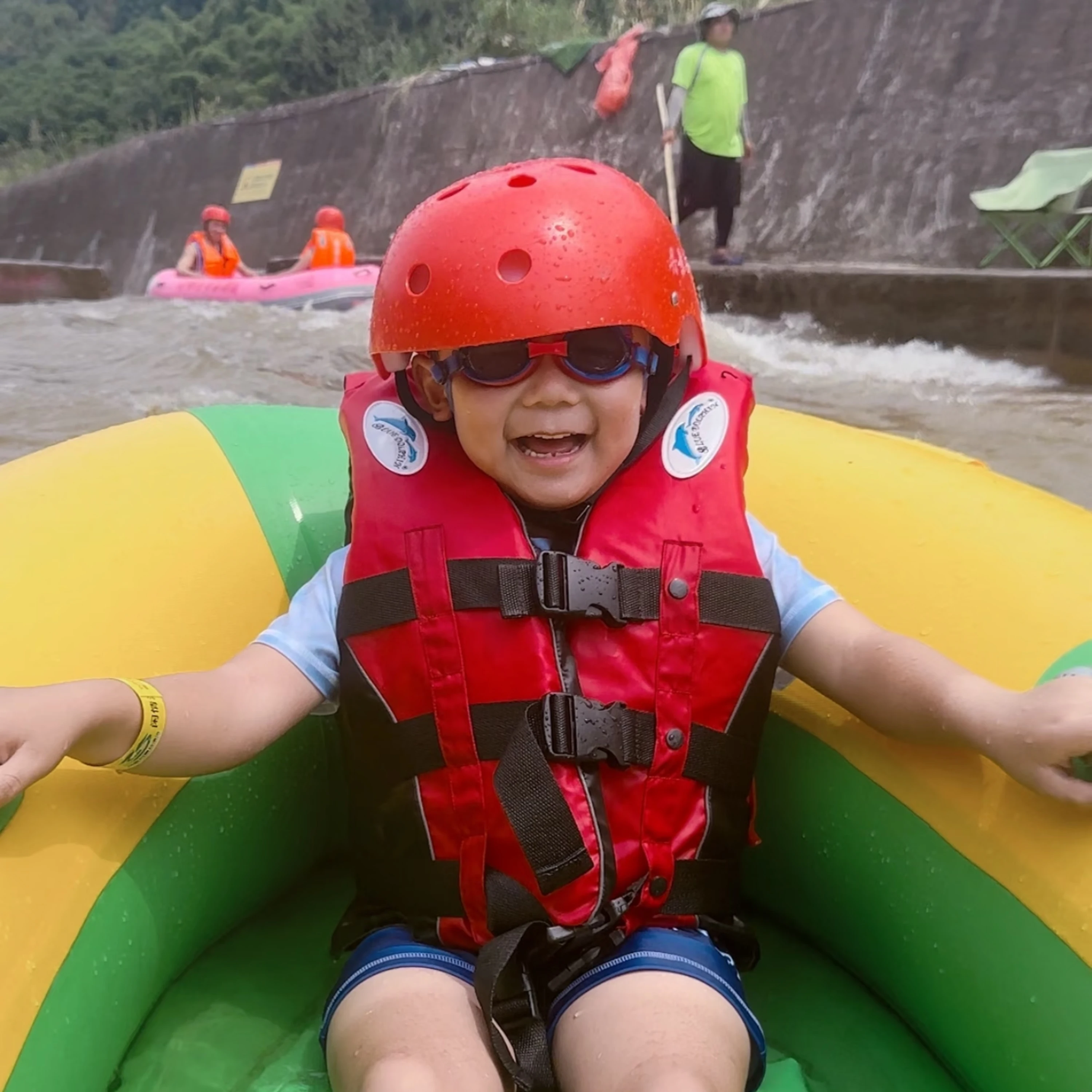 Детский спасательный жилет с погремушкой, регулируемый размер, для плавания, рыбалки, дрифтинга и водных видов спорта
Детский спасательный жилет с погремушкой, регулируемый размер, для плавания, рыбалки, дрифтинга и водных видов спорта