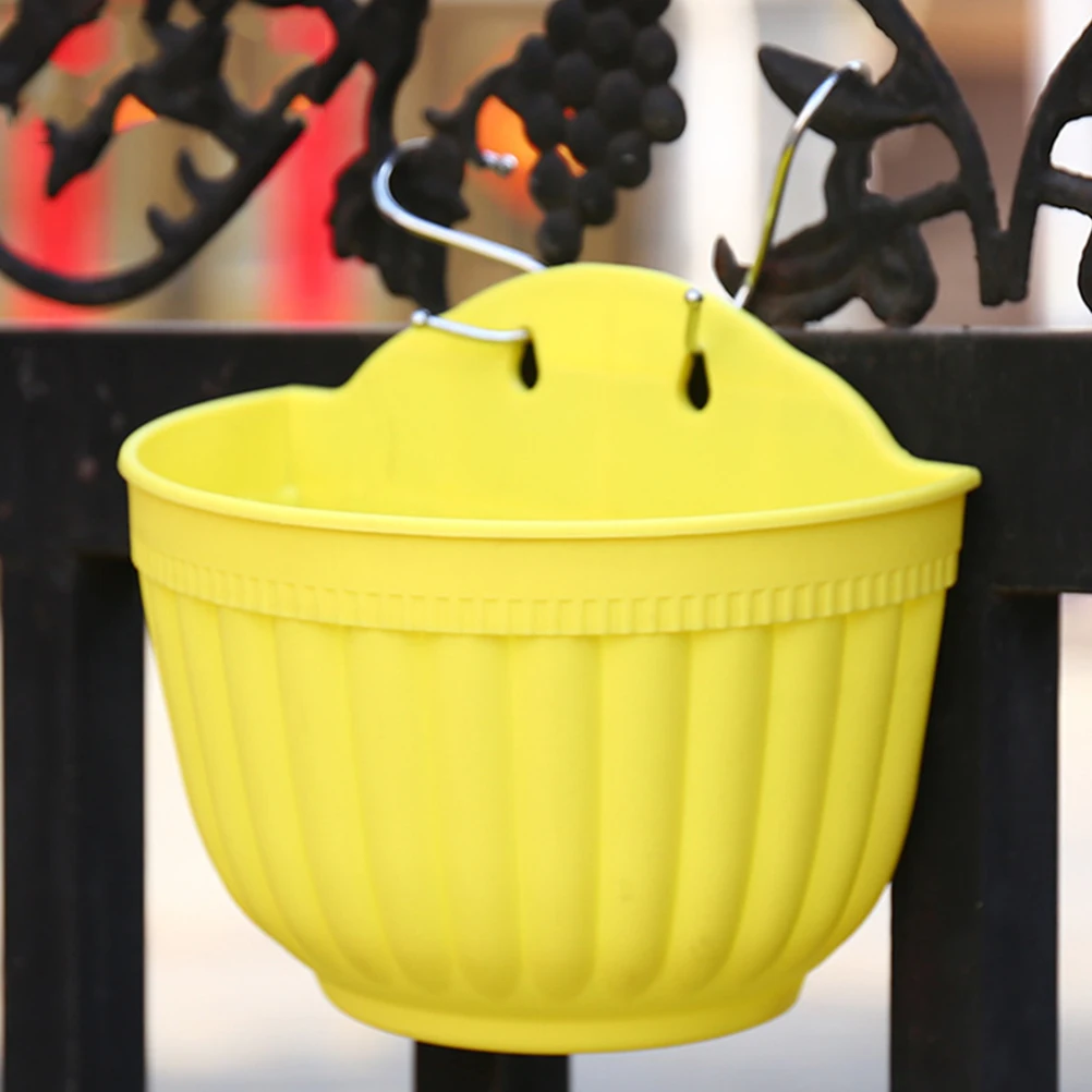 1 set Colorful Hanging Flower Pot 5cm Height 14cm Durable Plastic Balcony Planter Wall Mount Decor Garden
1 set Colorful Hanging Flower Pot 5cm Height 14cm Durable Plastic Balcony Planter Wall Mount Decor Garden