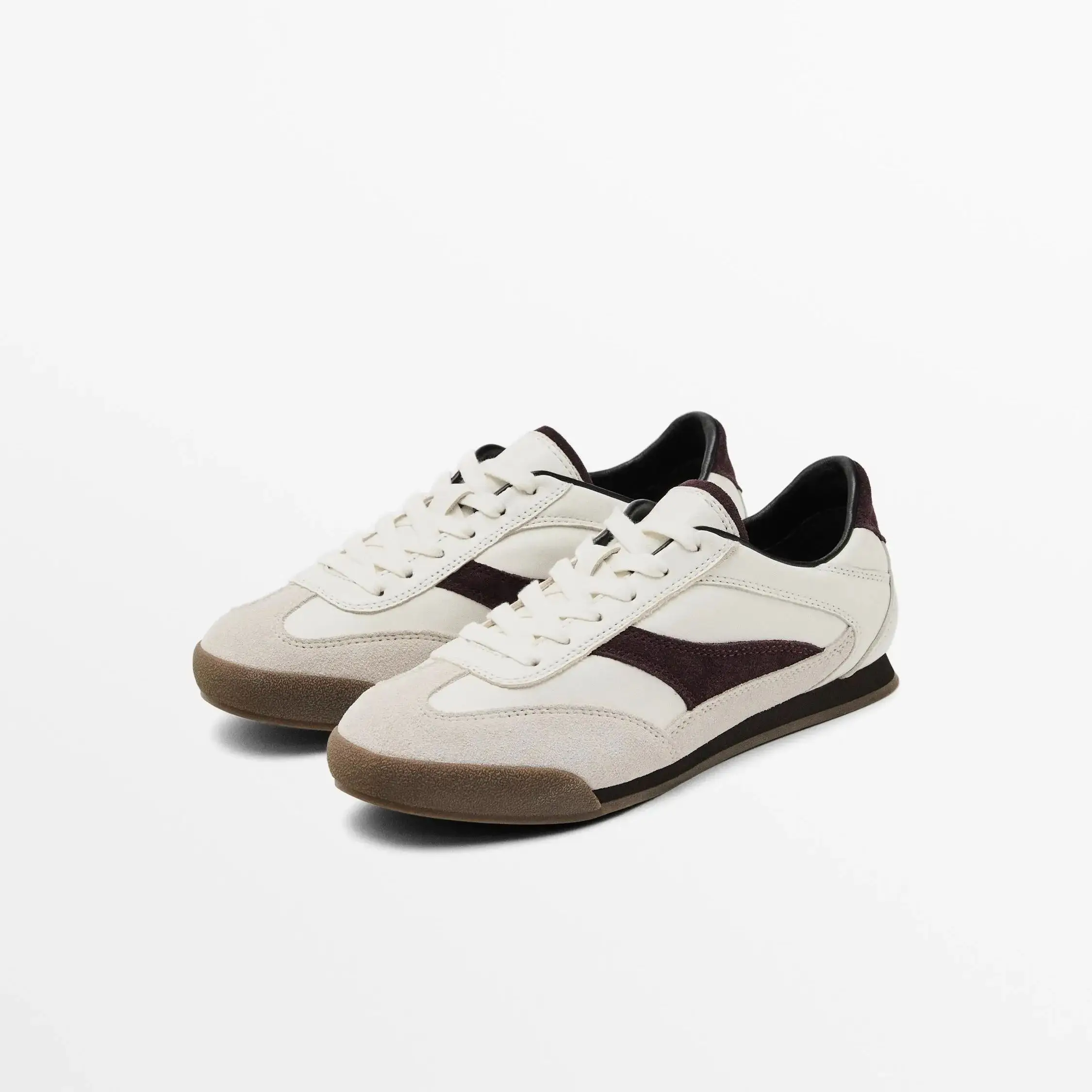 Women's Cowhide Sports Shoes Round Toed Patch Work Lace Up Outdoor Shoe Daily Leisure Versatile Commuter Premium Skateboard Shoe
Women's Cowhide Sports Shoes Round Toed Patch Work Lace Up Outdoor Shoe Daily Leisure Versatile Commuter Premium Skateboard Shoe