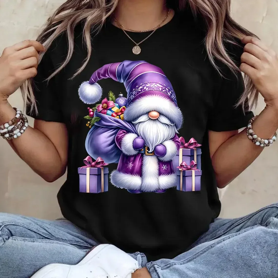 New Christmas Gnome Graphic T-Shirt Short Sleeve Casual Top Party Tee for Women Clothes
New Christmas Gnome Graphic T-Shirt Short Sleeve Casual Top Party Tee for Women Clothes