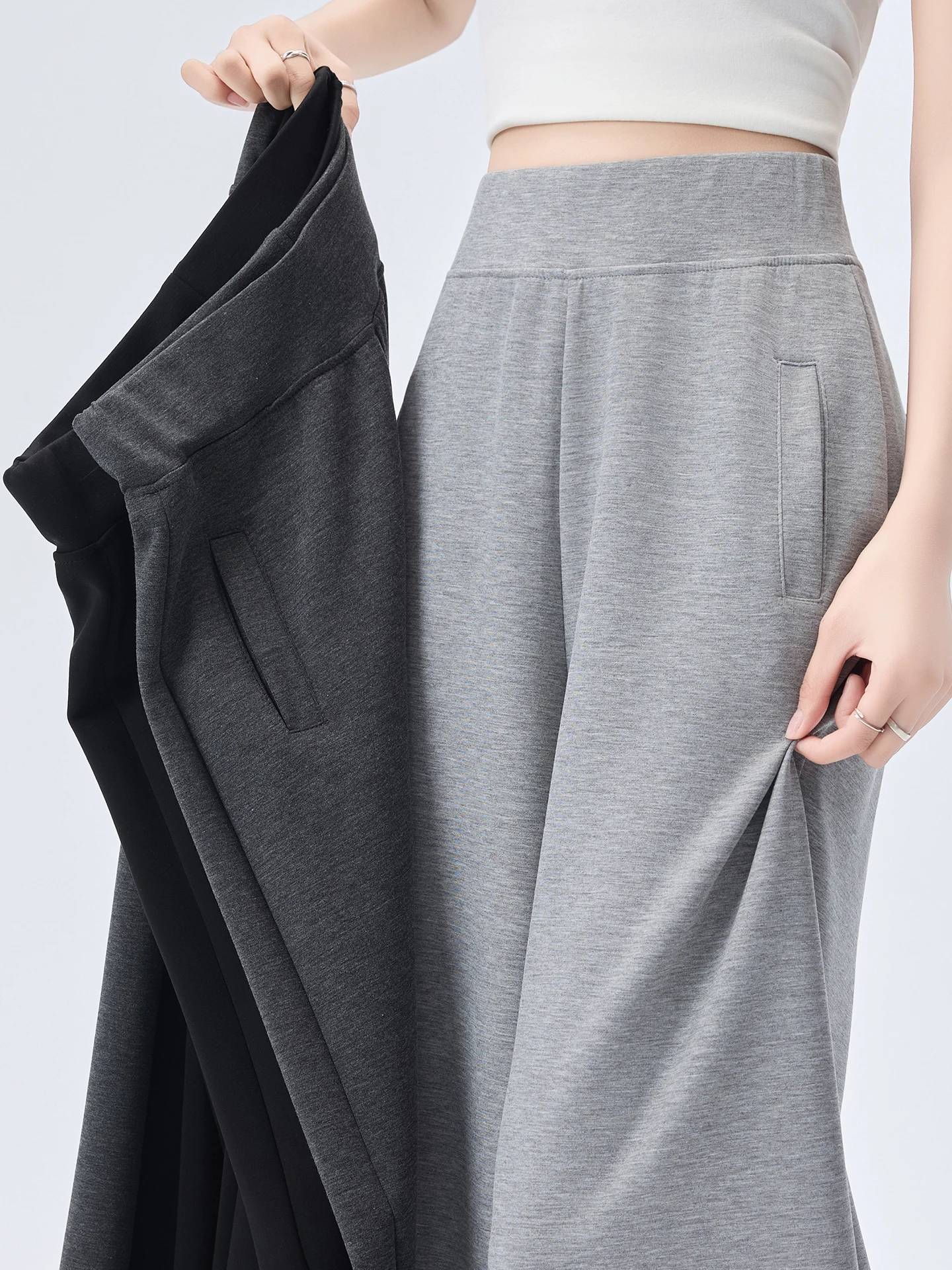 Ladies Wide Leg Sports Pants High Waist Comfortable Soft Fabric Long Drapey Straight Cut Trousers Casual Fashion Korean Style
Ladies Wide Leg Sports Pants High Waist Comfortable Soft Fabric Long Drapey Straight Cut Trousers Casual Fashion Korean Style