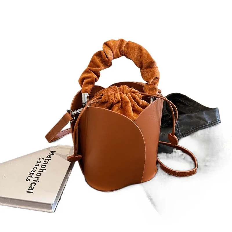 Net Red Flower Female Bag Bucket Bag Handbag Female Cross Body Cylinder Fashion High Appearance Level High Quality Handbag
Net Red Flower Female Bag Bucket Bag Handbag Female Cross Body Cylinder Fashion High Appearance Level High Quality Handbag