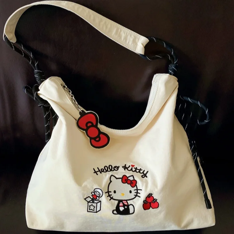 Sanrio Hello Kitty Vintage Black Handbag Y2K Style for Women Hot Girl Handbag Tote Bag Makeup Storage Bag Trend Tote Gift
Sanrio Hello Kitty Vintage Black Handbag Y2K Style for Women Hot Girl Handbag Tote Bag Makeup Storage Bag Trend Tote Gift