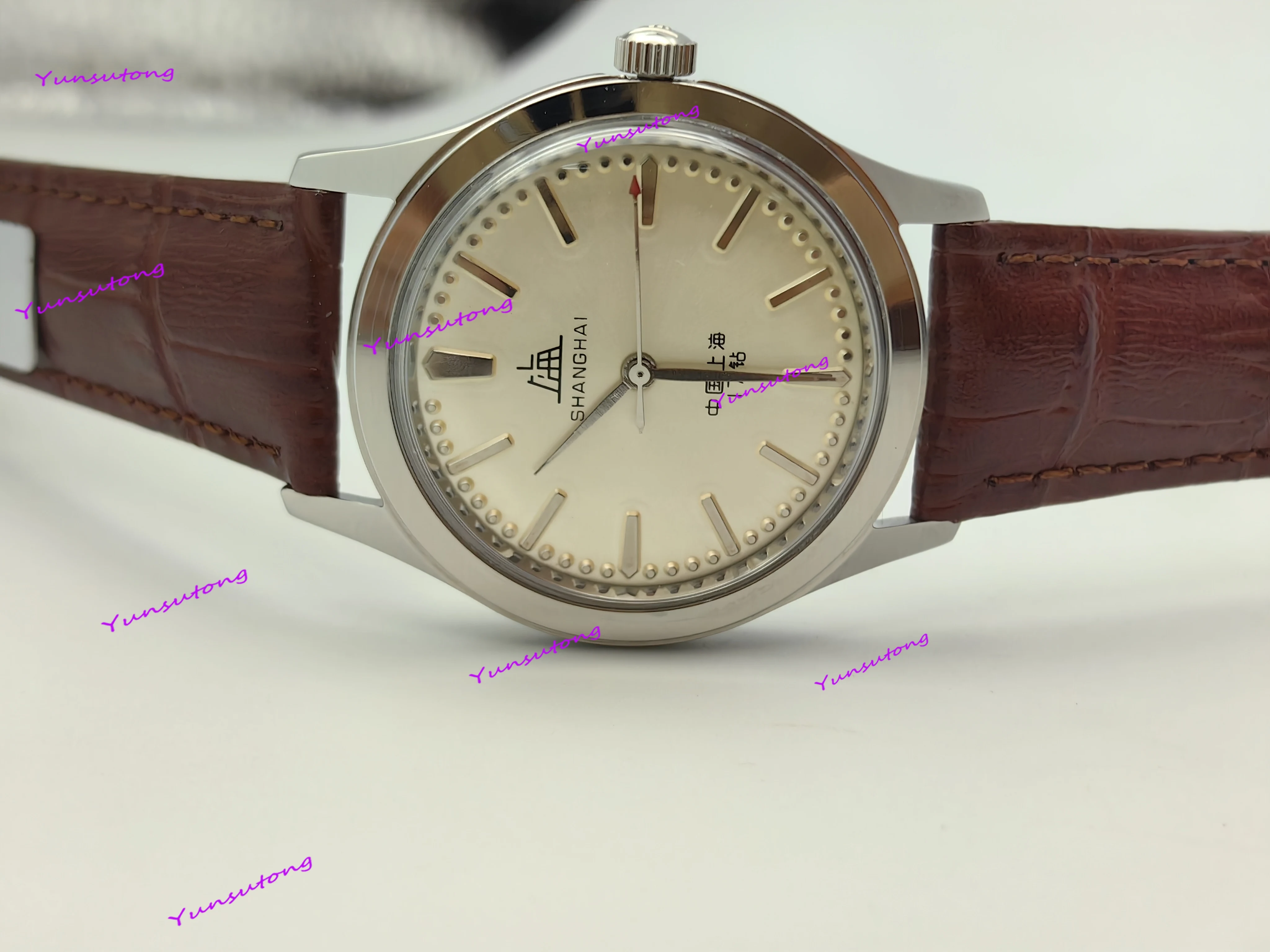 Old Shanghai 581 Watch 1523-1120-SS1 Movement Vintage 50-60's 36mm White Disc Gold Nails
Old Shanghai 581 Watch 1523-1120-SS1 Movement Vintage 50-60's 36mm White Disc Gold Nails