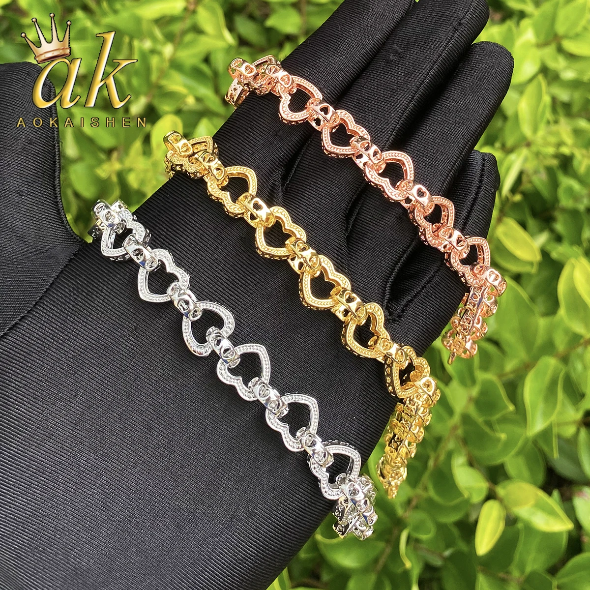 Браслет Aokaishen в форме сердца для женщин, настоящее золото, 5А, кубический цирконий, ювелирные изделия в стиле хип-хоп, застежка-альберт
Браслет Aokaishen в форме сердца для женщин, настоящее золото, 5А, кубический цирконий, ювелирные изделия в стиле хип-хоп, застежка-альберт