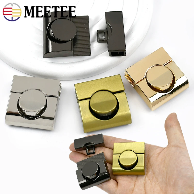 2/5Pcs Metal Lock Buckle for Bag Handbag Closure Locks Snap Buckles Purse Insert Hook Decorative Clasp DIY Hardware Accessories
2/5Pcs Metal Lock Buckle for Bag Handbag Closure Locks Snap Buckles Purse Insert Hook Decorative Clasp DIY Hardware Accessories