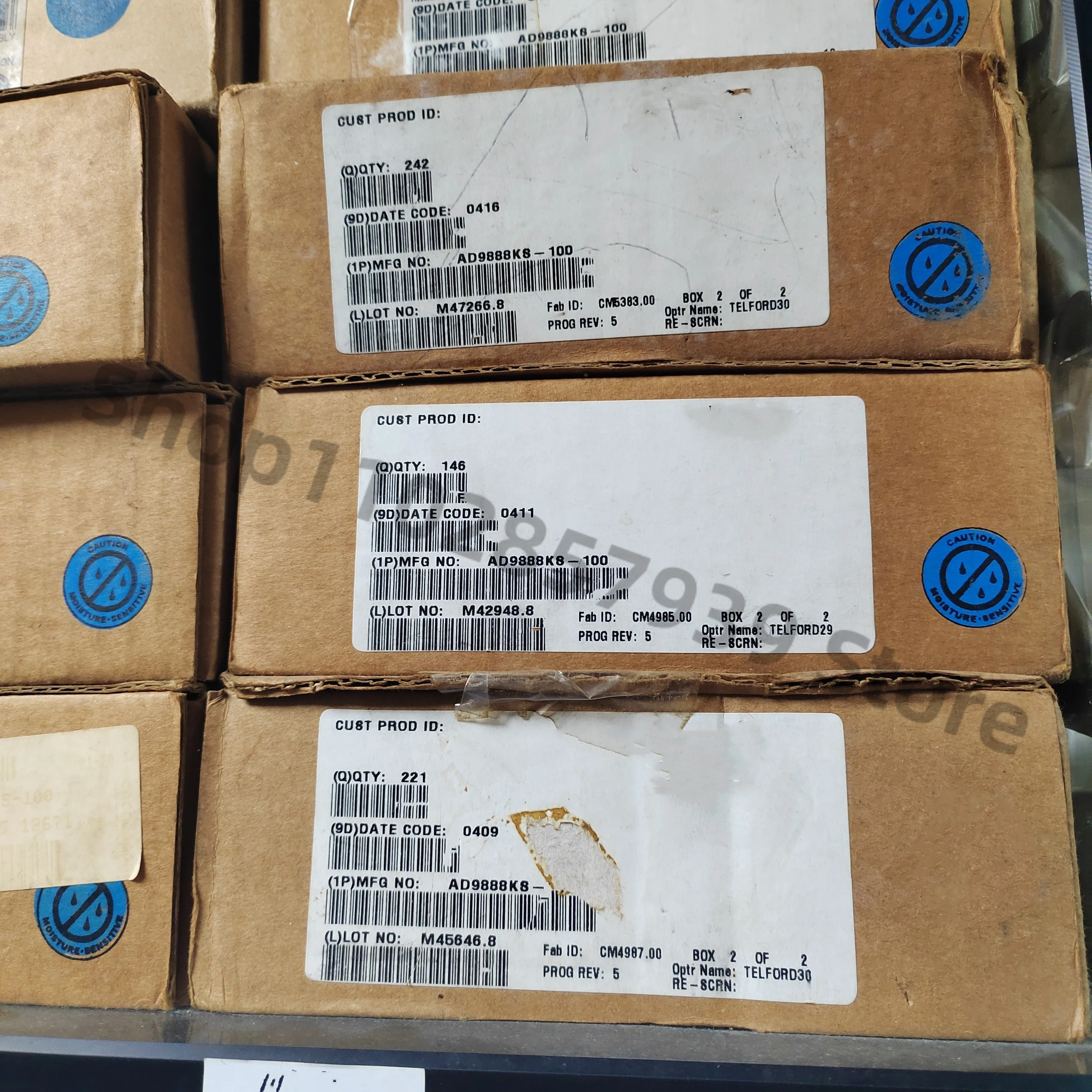 1 шт./лот AD9888KS-100 IC ПЛОСКАЯ ПАНЕЛЬ ИНТЕРФЕЙС 128-MQFP
1 шт./лот AD9888KS-100 IC ПЛОСКАЯ ПАНЕЛЬ ИНТЕРФЕЙС 128-MQFP