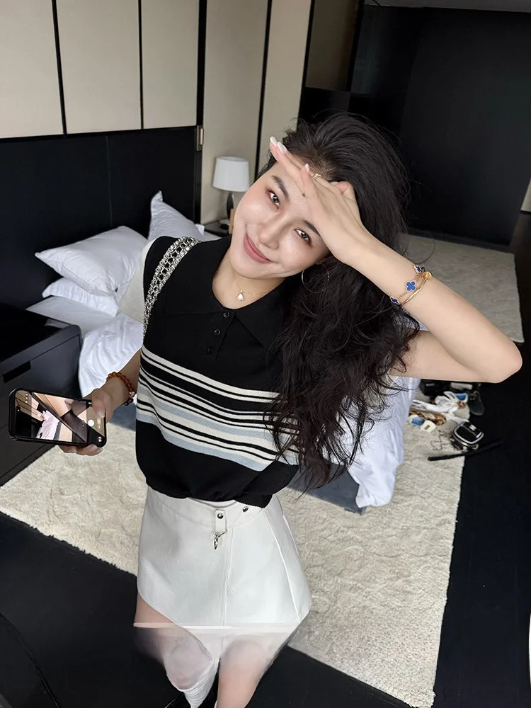 High Waist Knitwear Short Sleeve White Color Block Korean Style Fashion Set with Nylon for Young Women 25-35 Year...
High Waist Knitwear Short Sleeve White Color Block Korean Style Fashion Set with Nylon for Young Women 25-35 Year...