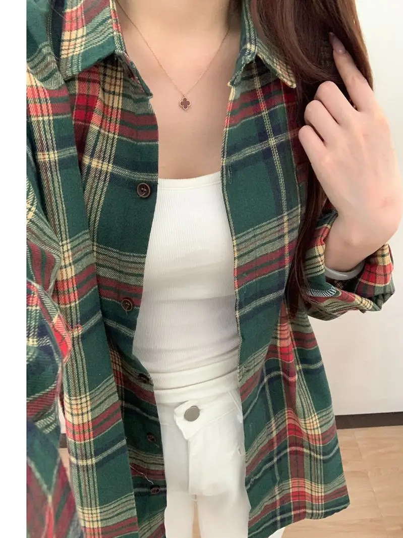 Гонконг Sle Chic een Plaid Long Sve женская irt свободная верхняя одежда с воротником для похудения корейская версия поездка на работу ветер
Гонконг Sle Chic een Plaid Long Sve женская irt свободная верхняя одежда с воротником для похудения корейская версия поездка на работу ветер