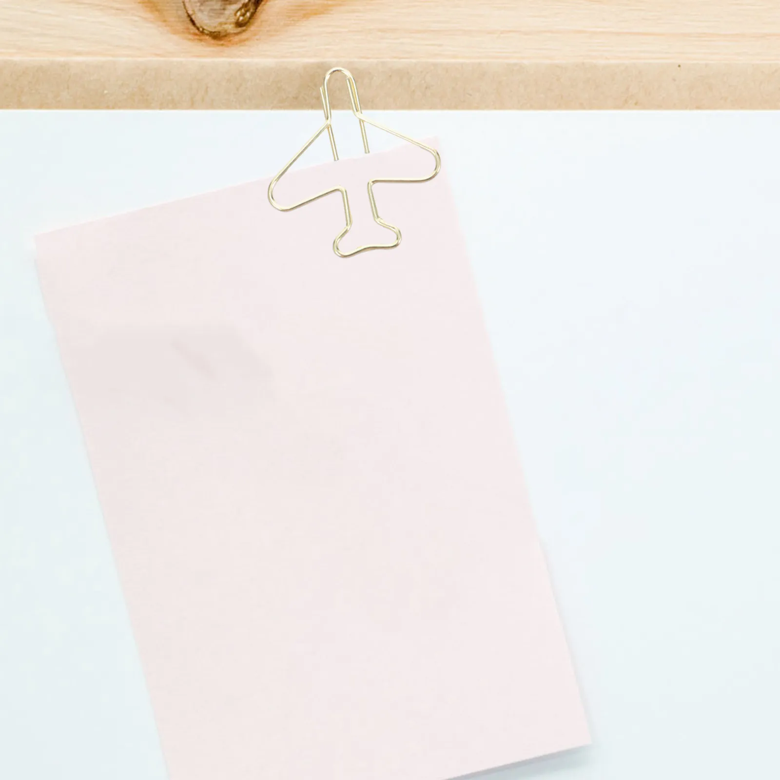 100Pcs Gold Airplane Paper Clips Decorative Metal Document Clips Planner Organizer Office School Unique Mini Cute Stationery
100Pcs Gold Airplane Paper Clips Decorative Metal Document Clips Planner Organizer Office School Unique Mini Cute Stationery