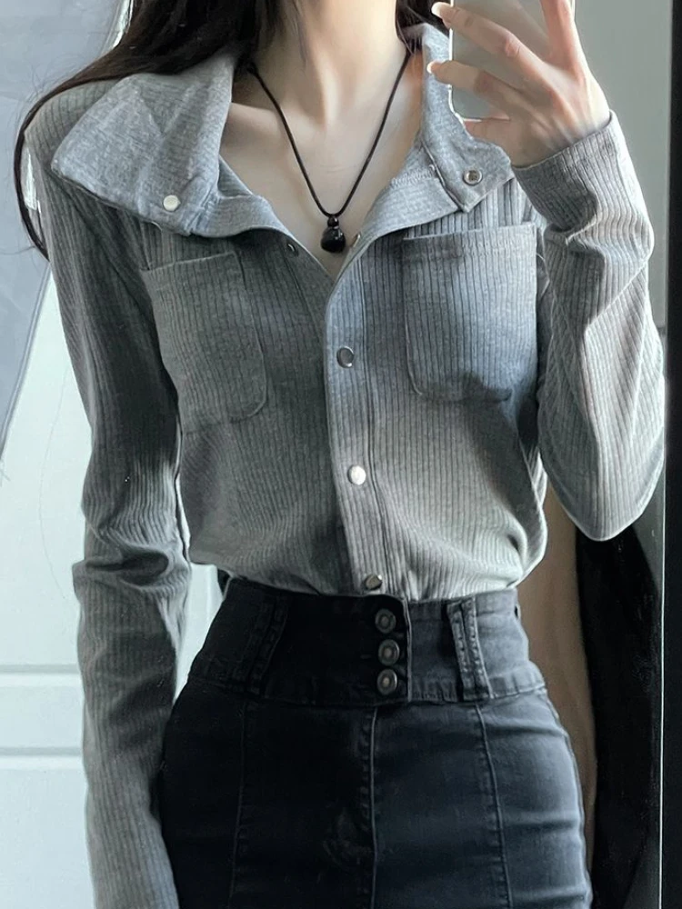 Женские футболки с длинным рукавом, осенние, тонкие, однотонные, в американском стиле, с отложным воротником в стиле ретро, универсальные, простые, для студентов, шикарные, классические, новые
Женские футболки с длинным рукавом, осенние, тонкие, однотонные, в американском стиле, с отложным воротником в стиле ретро, универсальные, простые, для студентов, шикарные, классические, новые