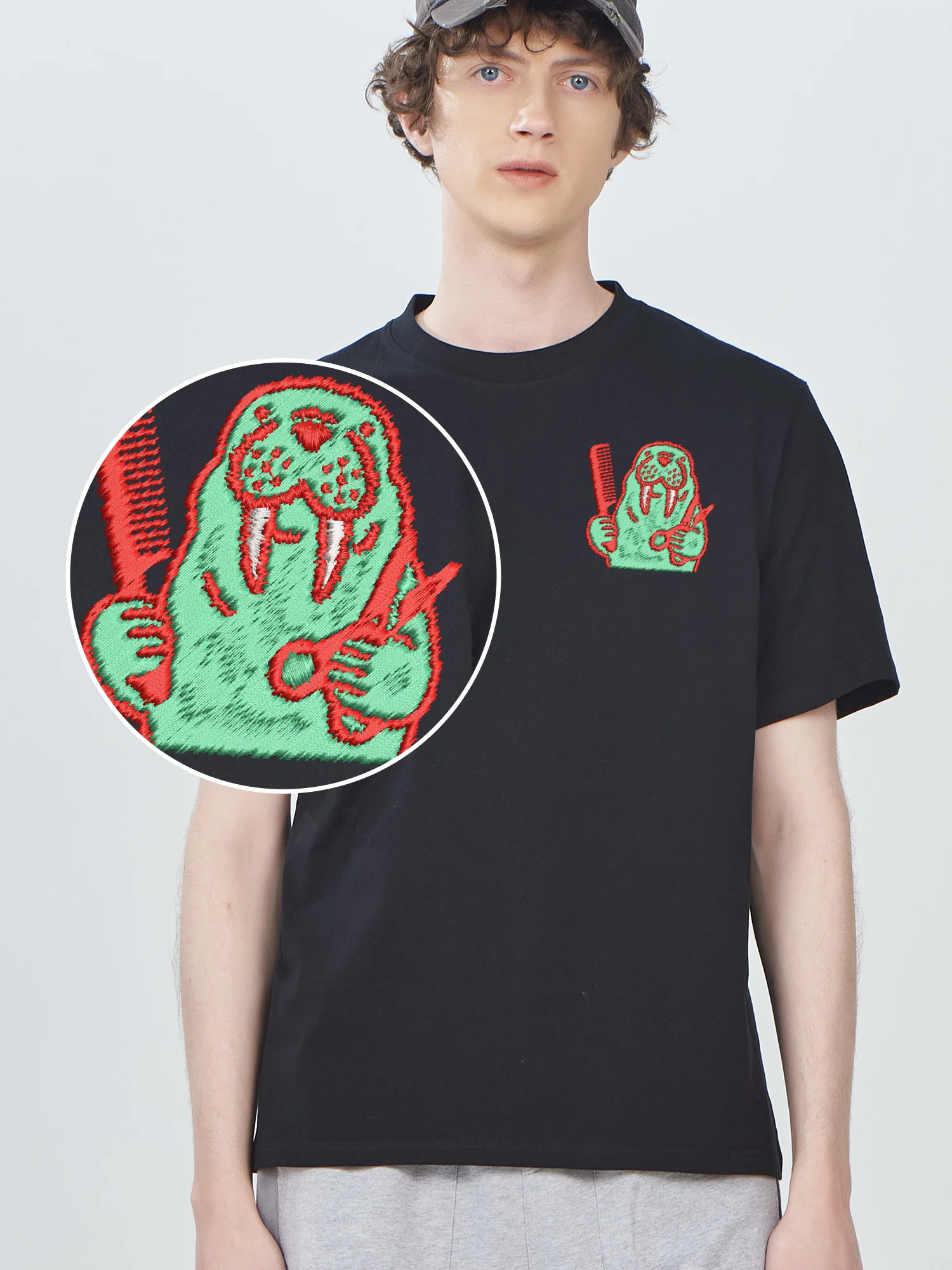 Seal HairStylist Embroidered Tshirts Oversized Cotton T-Shirt For Men Women Luxury Designer Comfortable Embroidery Shirt
Seal HairStylist Embroidered Tshirts Oversized Cotton T-Shirt For Men Women Luxury Designer Comfortable Embroidery Shirt