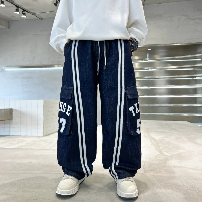 Boy's Autumn/Winter 2025 New Style Children's Loose Patchwork Korean Style High Quality Denim Pants.4-15year
Boy's Autumn/Winter 2025 New Style Children's Loose Patchwork Korean Style High Quality Denim Pants.4-15year