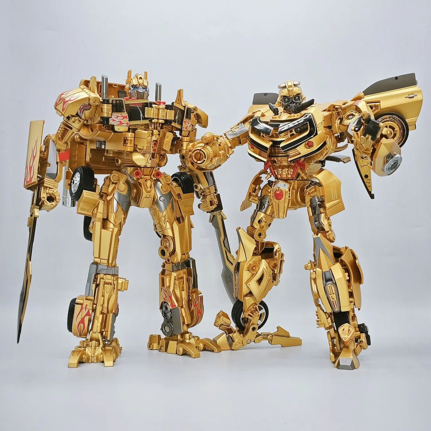Transformation Toys Gold Finely Painted Robot OP Alloy KO SS05 Large Size 30CM Star Commander MPM03 Bee Action Figure Collection
Transformation Toys Gold Finely Painted Robot OP Alloy KO SS05 Large Size 30CM Star Commander MPM03 Bee Action Figure Collection