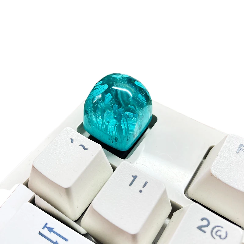 Mechanical keyboard personalized MX axis transparent keycap custom single resin dom three-dimensional creative transparent keybo
Mechanical keyboard personalized MX axis transparent keycap custom single resin dom three-dimensional creative transparent keybo