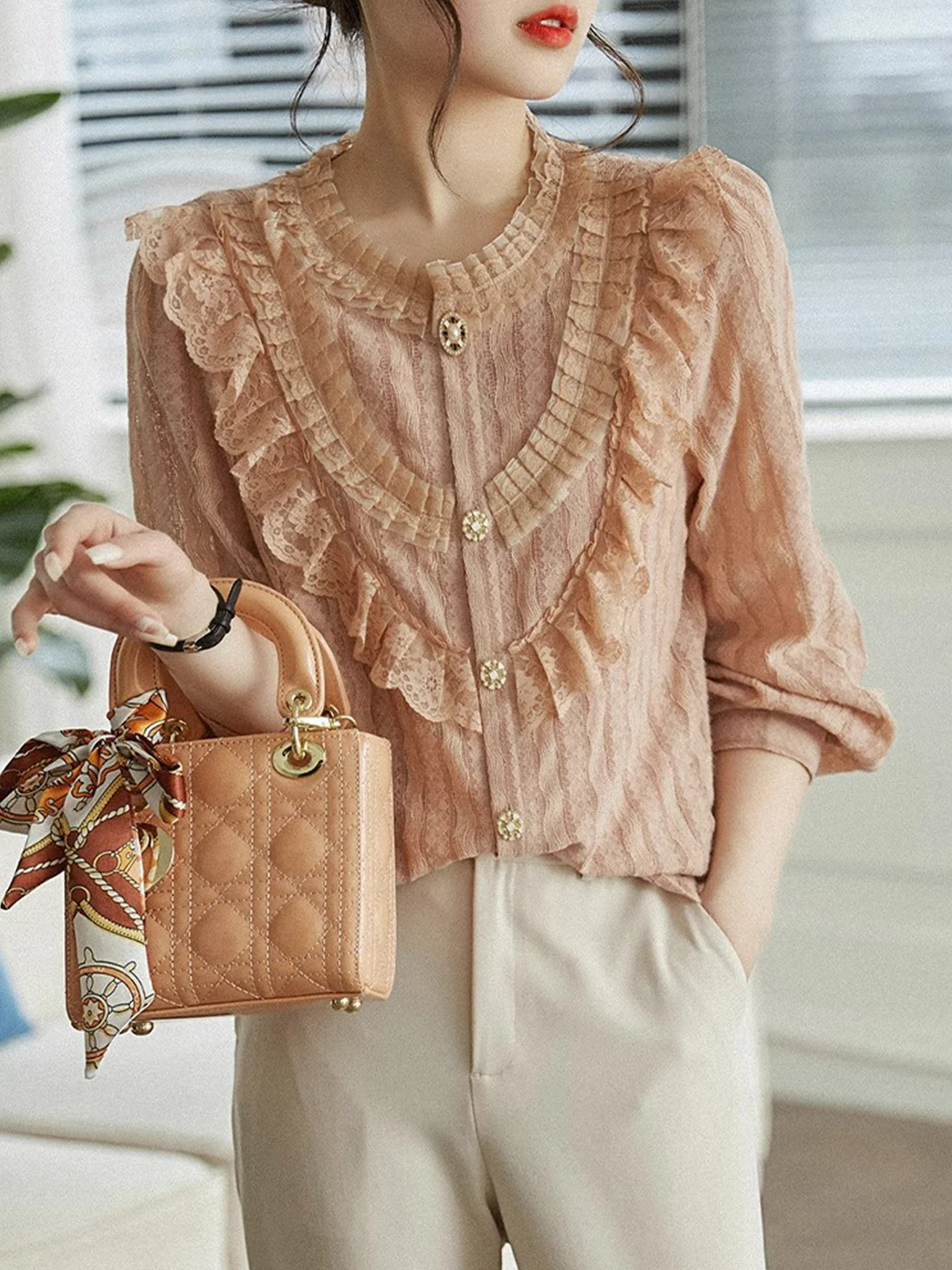 Sweet Lace Splice Long Sleeve Shirt Women's Fashionable Versatile Top Korean Style Commute Wind Summer 2026 Trendy Ageless
Sweet Lace Splice Long Sleeve Shirt Women's Fashionable Versatile Top Korean Style Commute Wind Summer 2026 Trendy Ageless