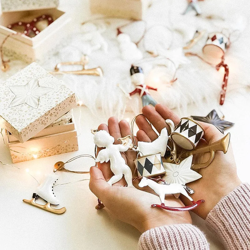 High Quality Nordic Tin Christmas Tree Decoration Festive Scene Metal Pendant Elf Soldier Angel Star Drum Ornament Home Decor
High Quality Nordic Tin Christmas Tree Decoration Festive Scene Metal Pendant Elf Soldier Angel Star Drum Ornament Home Decor