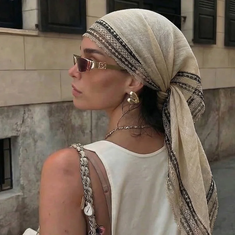 110Cm Soft Square Scarf Lace Edge Hijab Fashion Bandana and Headscarf Beach Cover Up Neck Scarf for Women Summer Vacation
110Cm Soft Square Scarf Lace Edge Hijab Fashion Bandana and Headscarf Beach Cover Up Neck Scarf for Women Summer Vacation