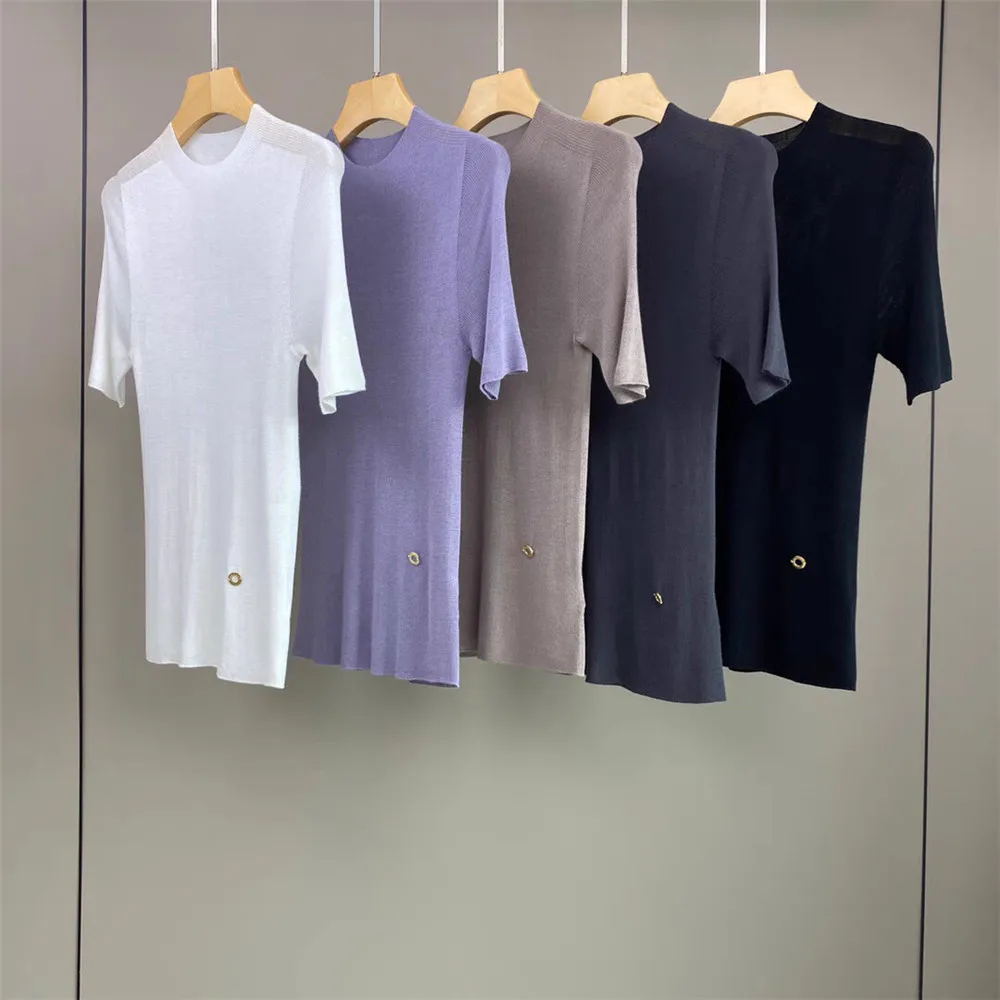 Women's New Round Neck Pullover Sweater Solid Color Elastic Knitted T- Sleeve
Women's New Round Neck Pullover Sweater Solid Color Elastic Knitted T- Sleeve