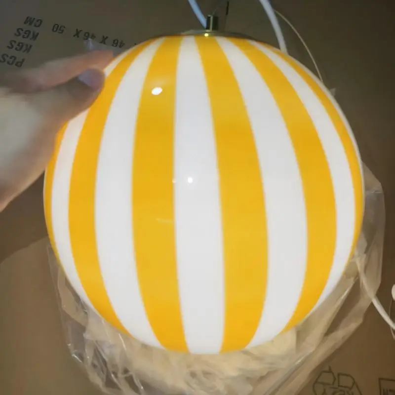 30CM Alpine Candy Colored Glass Ball Pendant Light Nordic Modern Style for Bedroom Living Room Dining Room Children's Room
30CM Alpine Candy Colored Glass Ball Pendant Light Nordic Modern Style for Bedroom Living Room Dining Room Children's Room