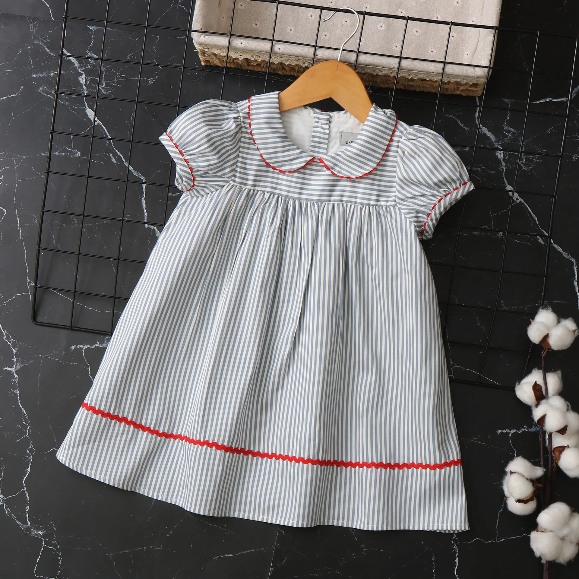 Summer girls dress Lapel Striped Cotton Short Sleeve Class A Children's Princess Clothes 2025 New
Summer girls dress Lapel Striped Cotton Short Sleeve Class A Children's Princess Clothes 2025 New