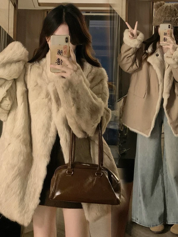 Женская двусторонняя одежда больших размеров в стиле ретро с кроличьим мехом, повседневная верхняя одежда средней длины, простой дизайн, удобная для поездок на работу
Женская двусторонняя одежда больших размеров в стиле ретро с кроличьим мехом, повседневная верхняя одежда средней длины, простой дизайн, удобная для поездок на работу