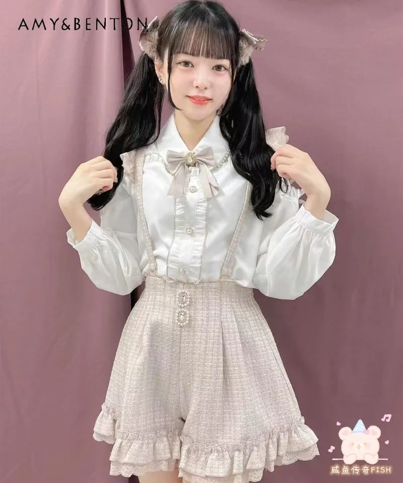 Rojita Original D Sweet Rhinestone Lace Stitching Shorts for Women Autumn New Mine Mass-Produced Loose Kawaii Suspender Pants
Rojita Original D Sweet Rhinestone Lace Stitching Shorts for Women Autumn New Mine Mass-Produced Loose Kawaii Suspender Pants