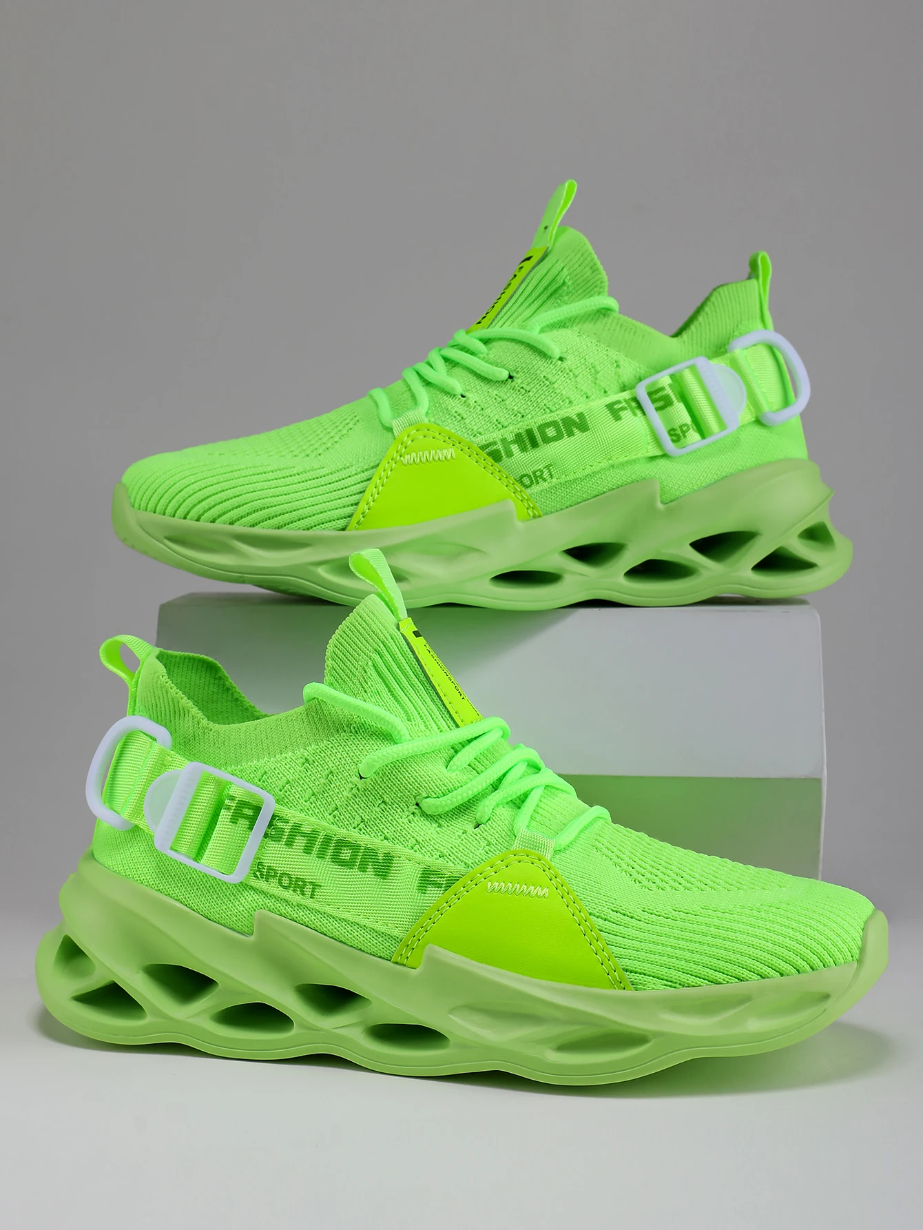 Fluorescent Green Mesh Running Sneakers Blade Cushion Non Slip Light Casual Sports Jogging Walking Shoes
Fluorescent Green Mesh Running Sneakers Blade Cushion Non Slip Light Casual Sports Jogging Walking Shoes